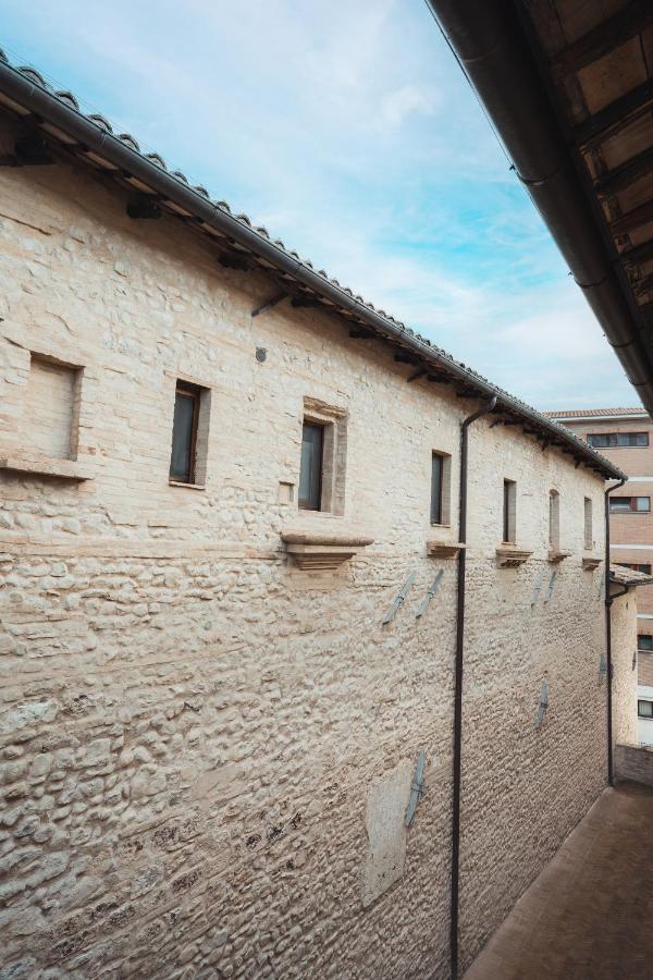 Affittacamere L'Alunno Foligno Exterior photo